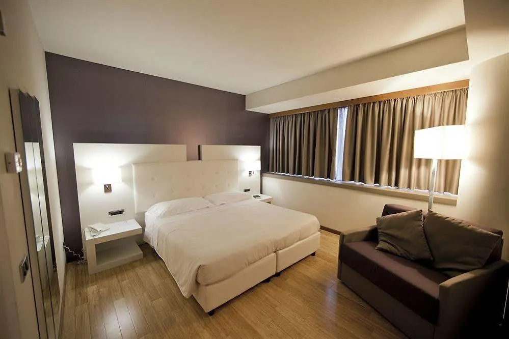 ****  B&B Hotel Trapani Crystal Italy