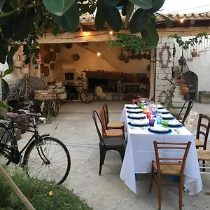  Frühstückspension Lughia Italien