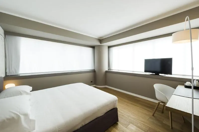 B&B Hotel Trapani Crystal 4*,