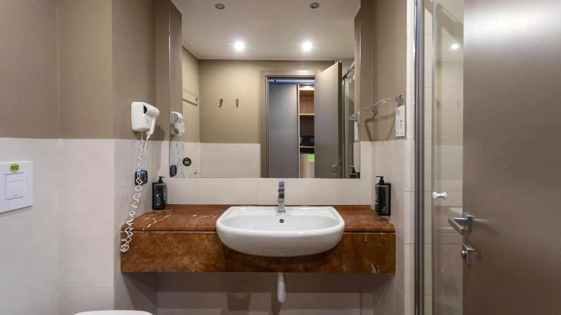B&B Hotel Trapani Crystal Italy
